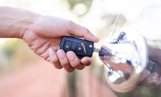 car key in the car lock